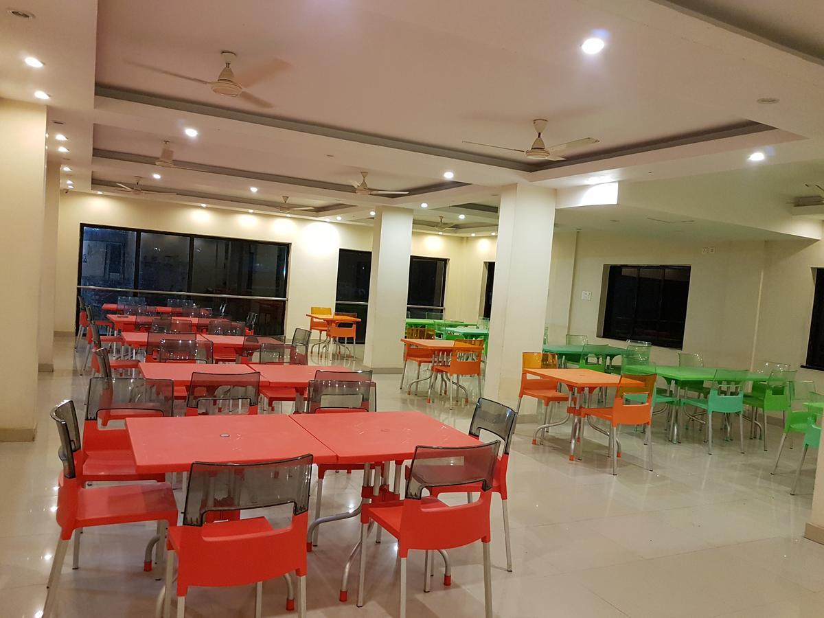 Hotel Swagatam International Tarapith Zewnętrze zdjęcie
