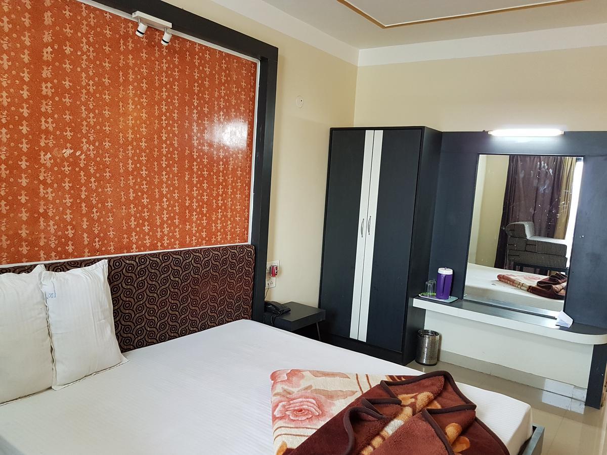Hotel Swagatam International Tarapith Zewnętrze zdjęcie