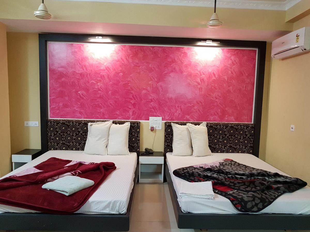 Hotel Swagatam International Tarapith Zewnętrze zdjęcie